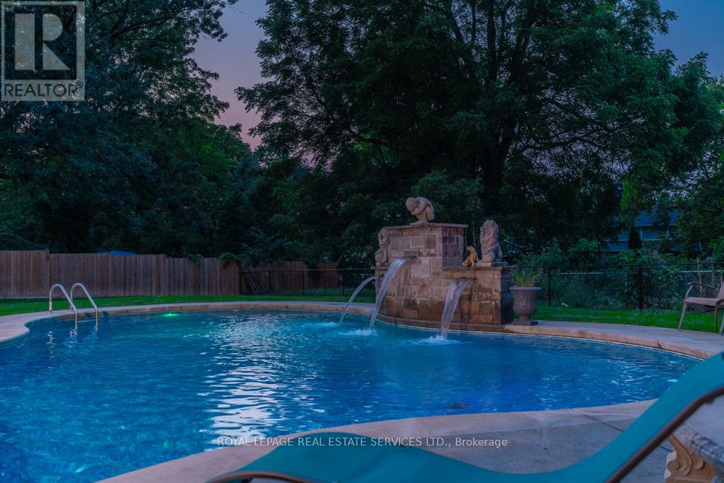 6949 Thorold Stone Road Property Photo 20