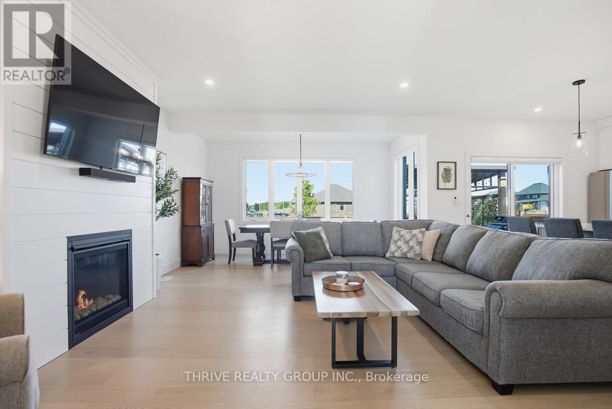 57 Briscoe Crescent Property Photo 6