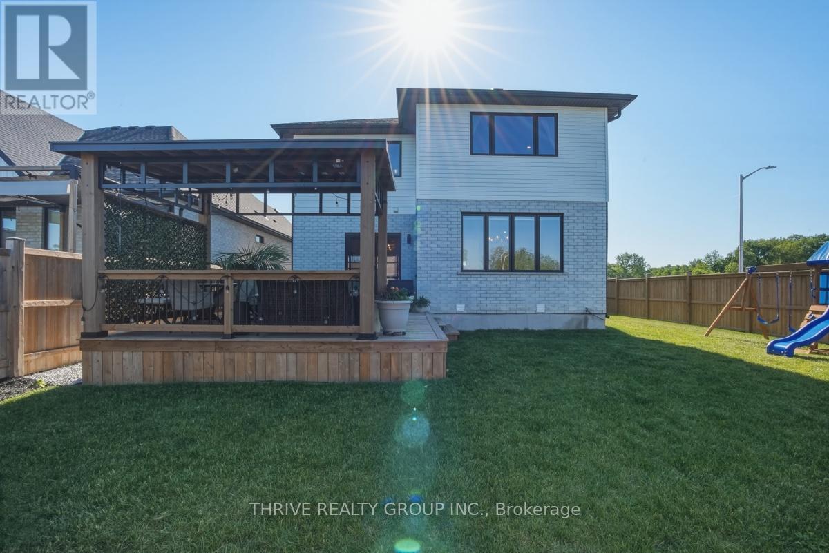 57 Briscoe Crescent Property Photo 32