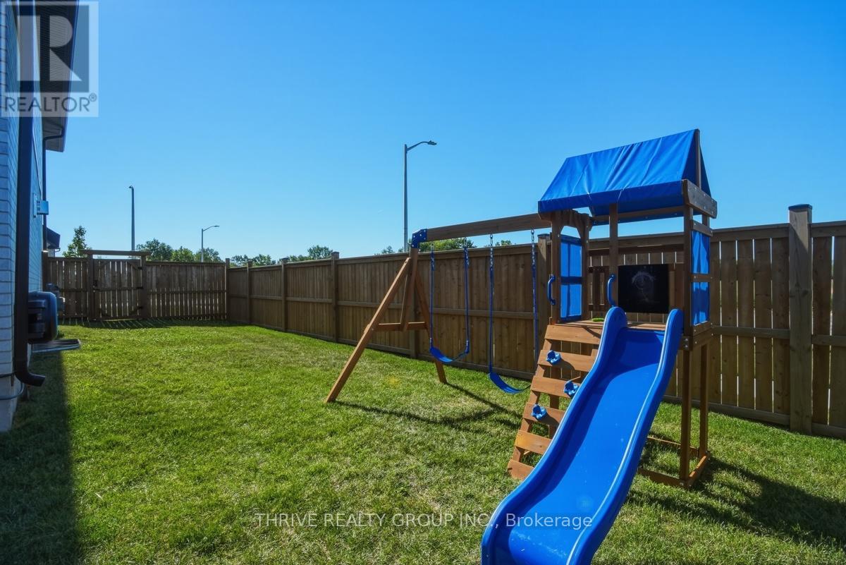 57 Briscoe Crescent Property Photo 36