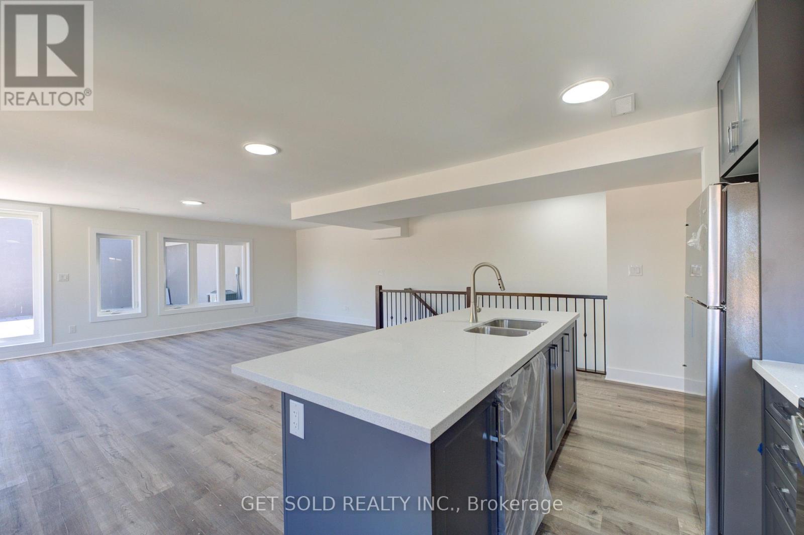 11 - 6701 Thorold Stone Road Property Photo 10