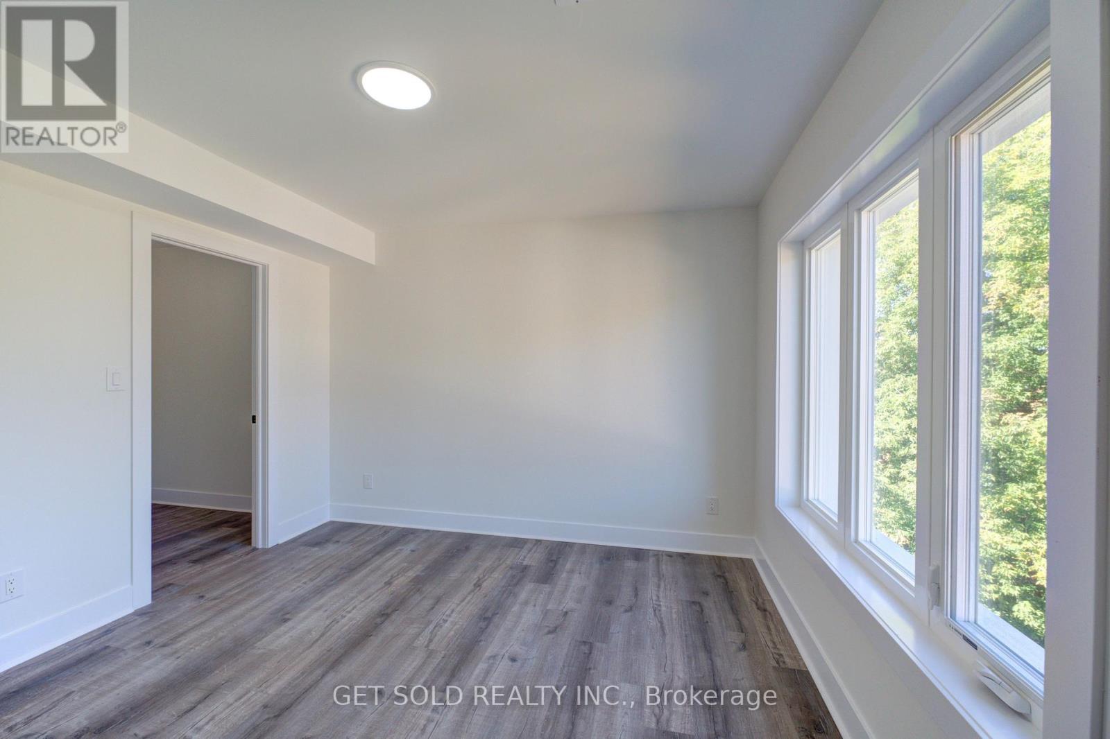 11 - 6701 Thorold Stone Road Property Photo 15