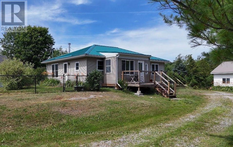 10131 Highway 41 Property Photo 1