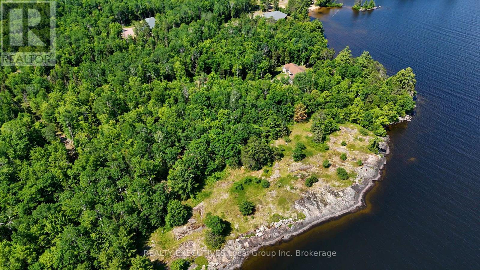 672 Tillicum Bay Road Property Photo 1