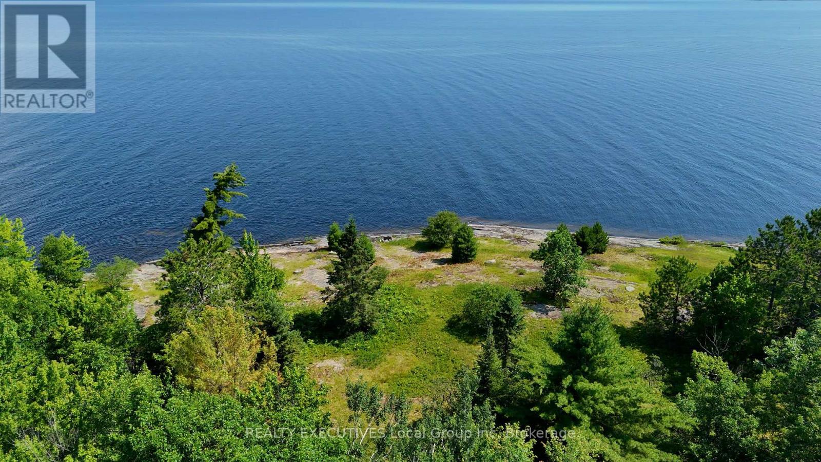 672 Tillicum Bay Road Property Photo 6