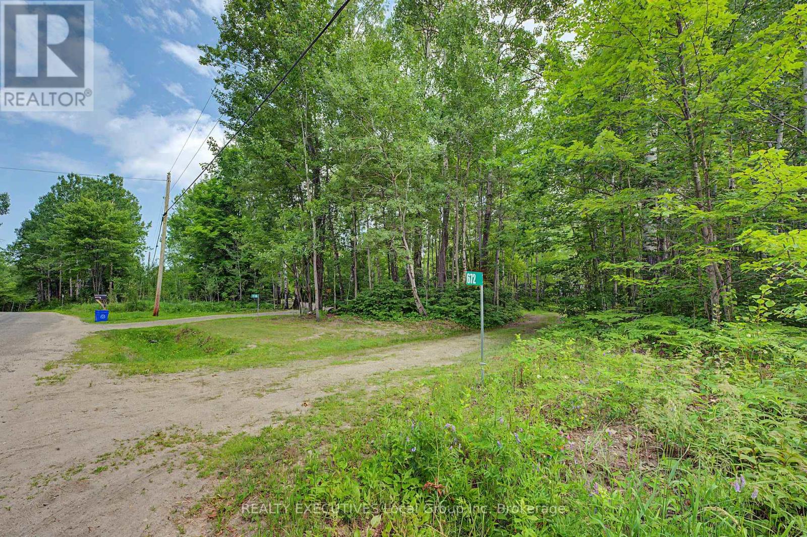 672 Tillicum Bay Road Property Photo 7