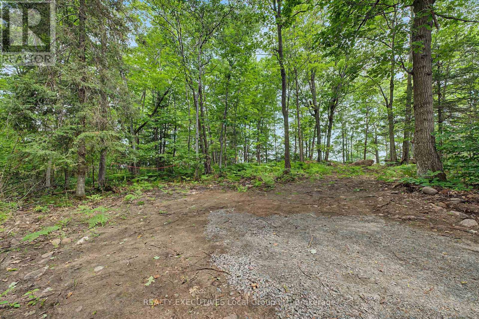 672 Tillicum Bay Road Property Photo 9
