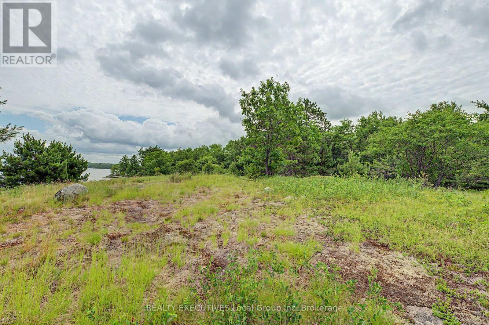 672 Tillicum Bay Road Property Photo 12