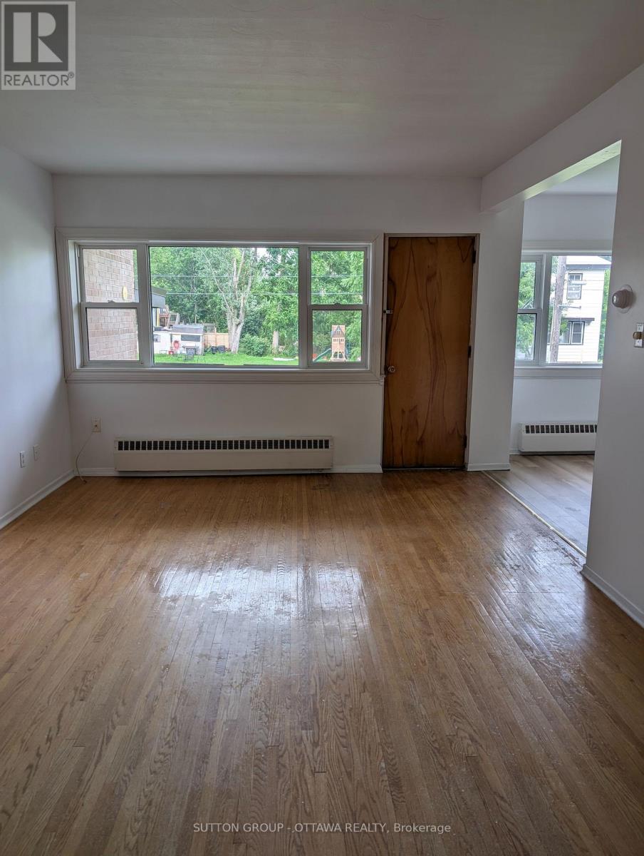 7 - 5 Rogers Road Property Photo 5