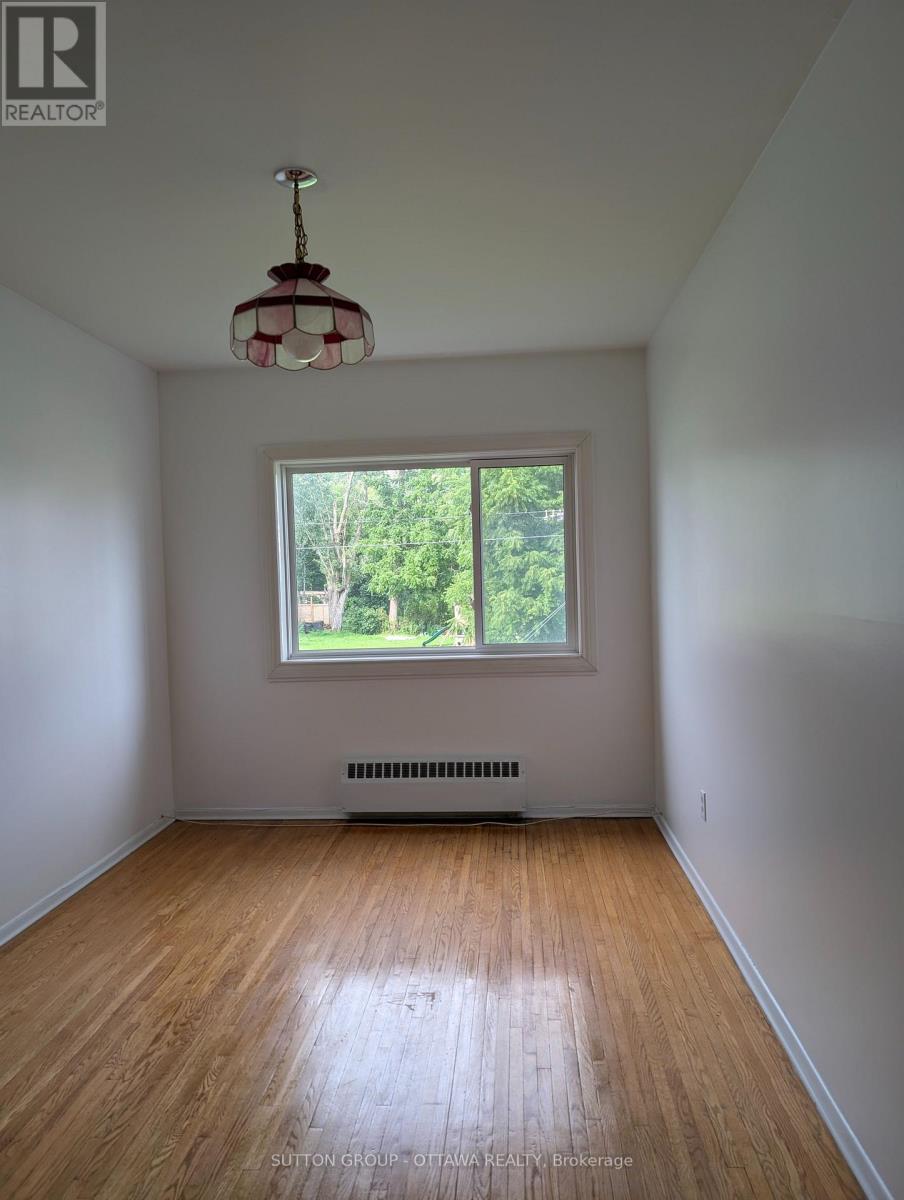 7 - 5 Rogers Road Property Photo 6