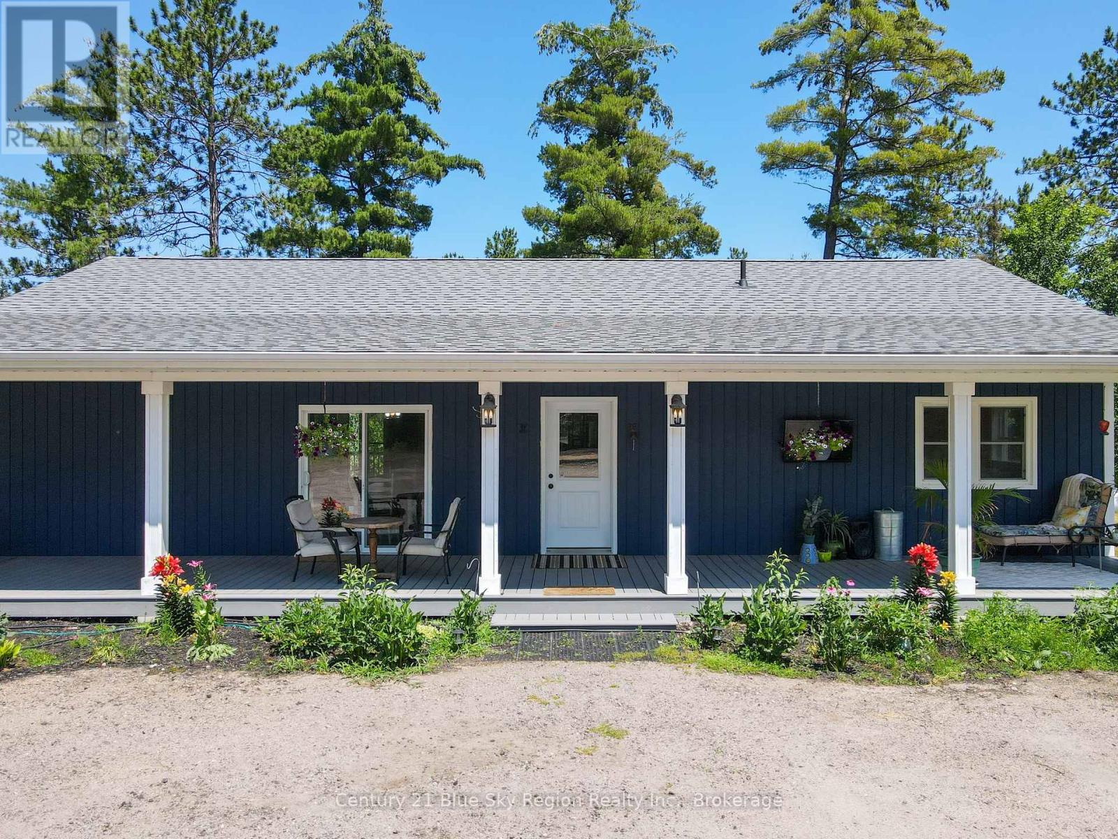 649 Hazel Glen Road Property Photo 3