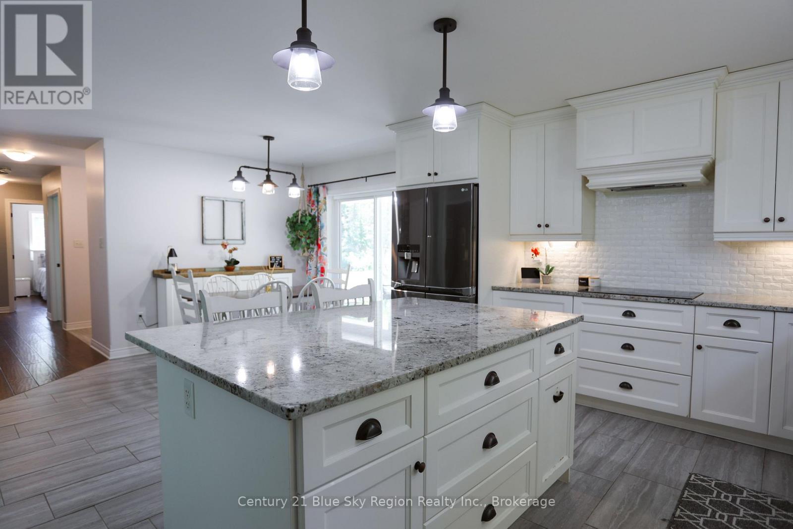 649 Hazel Glen Road Property Photo 17