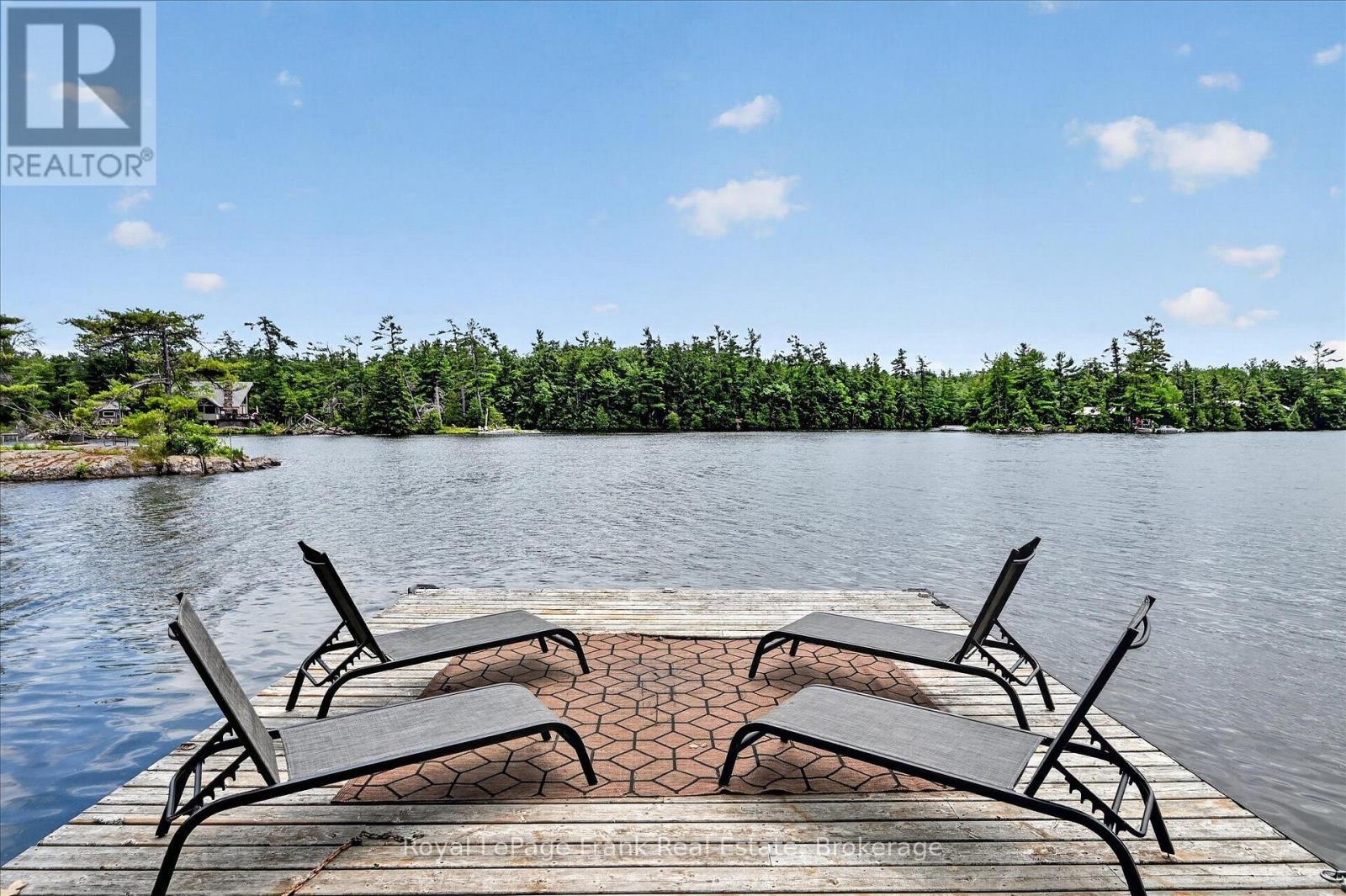442 Island 7 Stoney Lake Property Photo 4