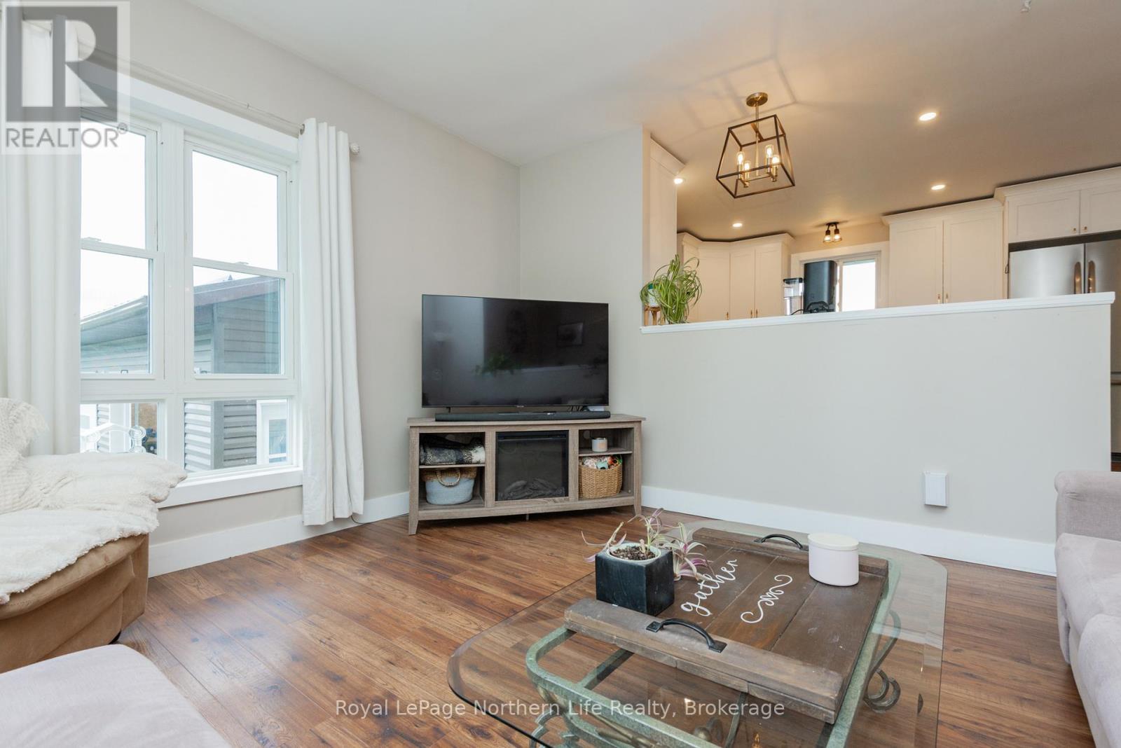 989 Pioneer Road Property Photo 15