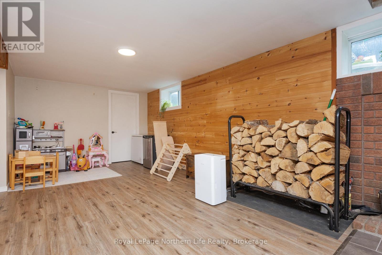 989 Pioneer Road Property Photo 26