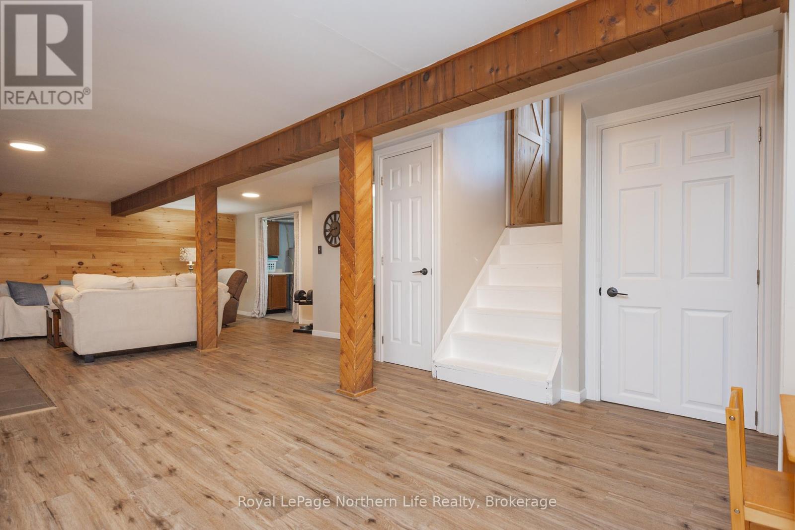 989 Pioneer Road Property Photo 28