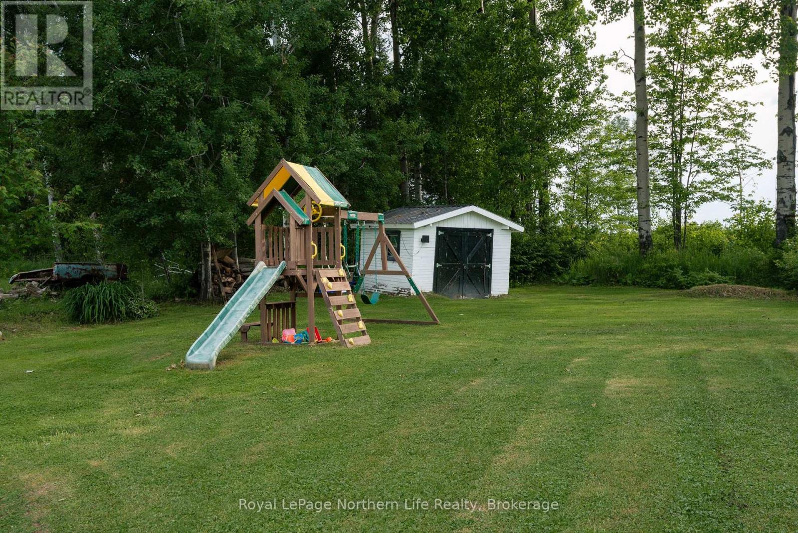 989 Pioneer Road Property Photo 40