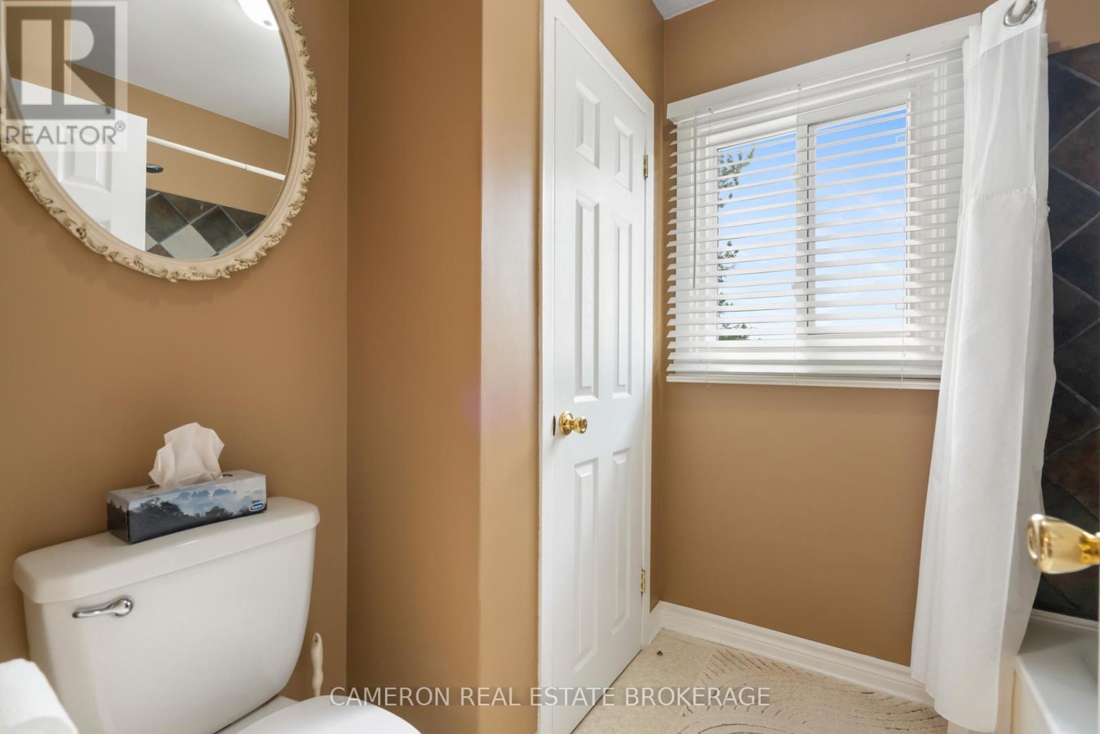 1495 Second Street E Property Photo 16
