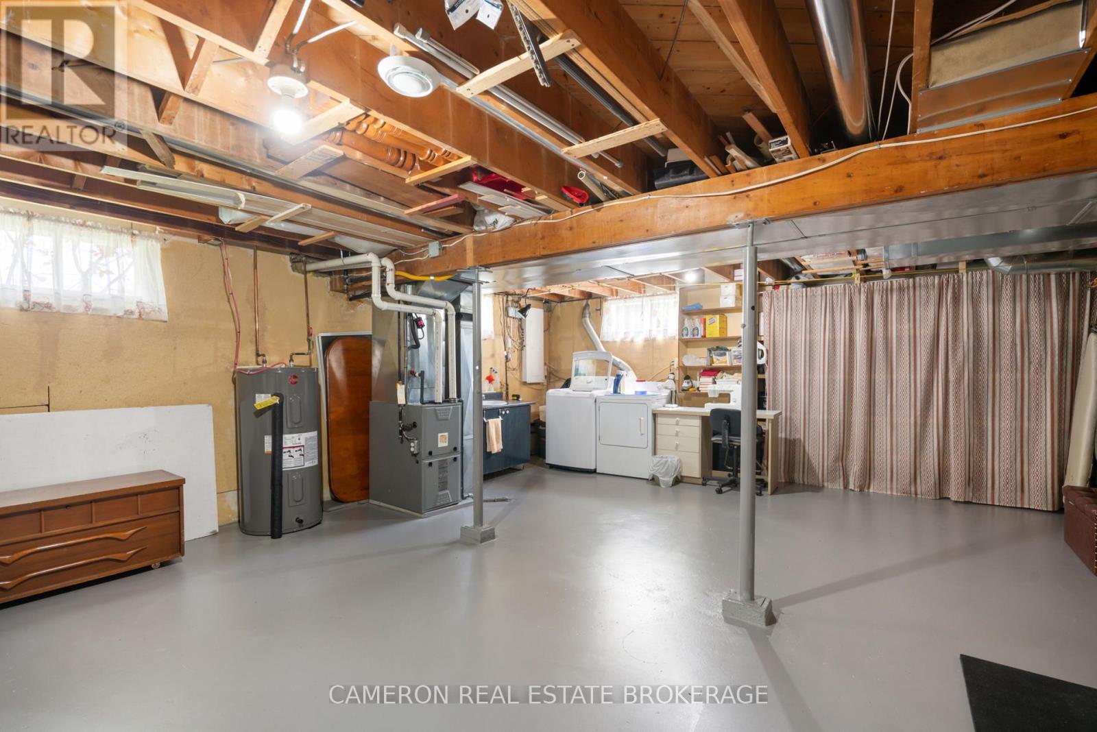 1495 Second Street E Property Photo 17