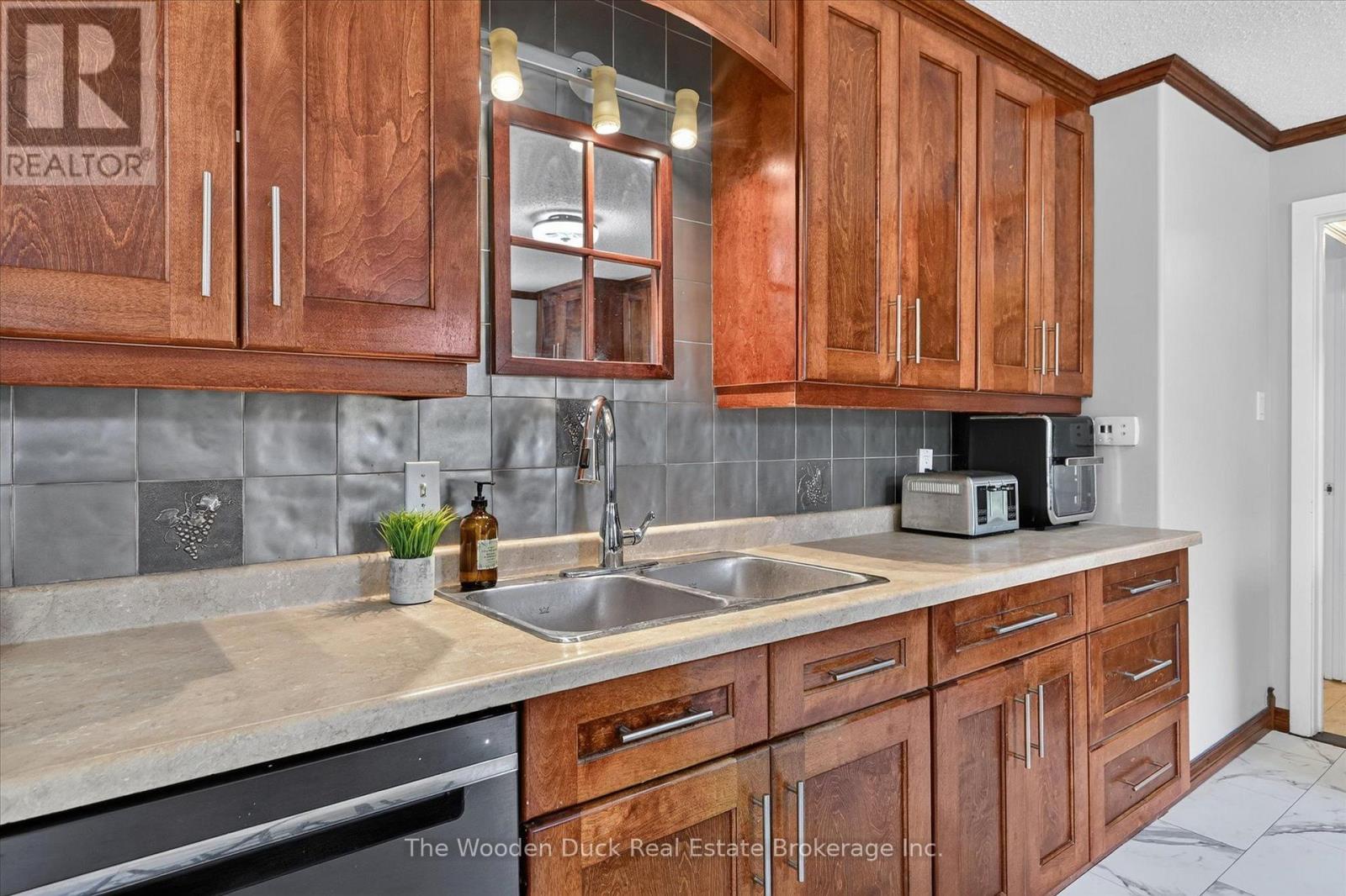 20 Vollering Road Property Photo 9