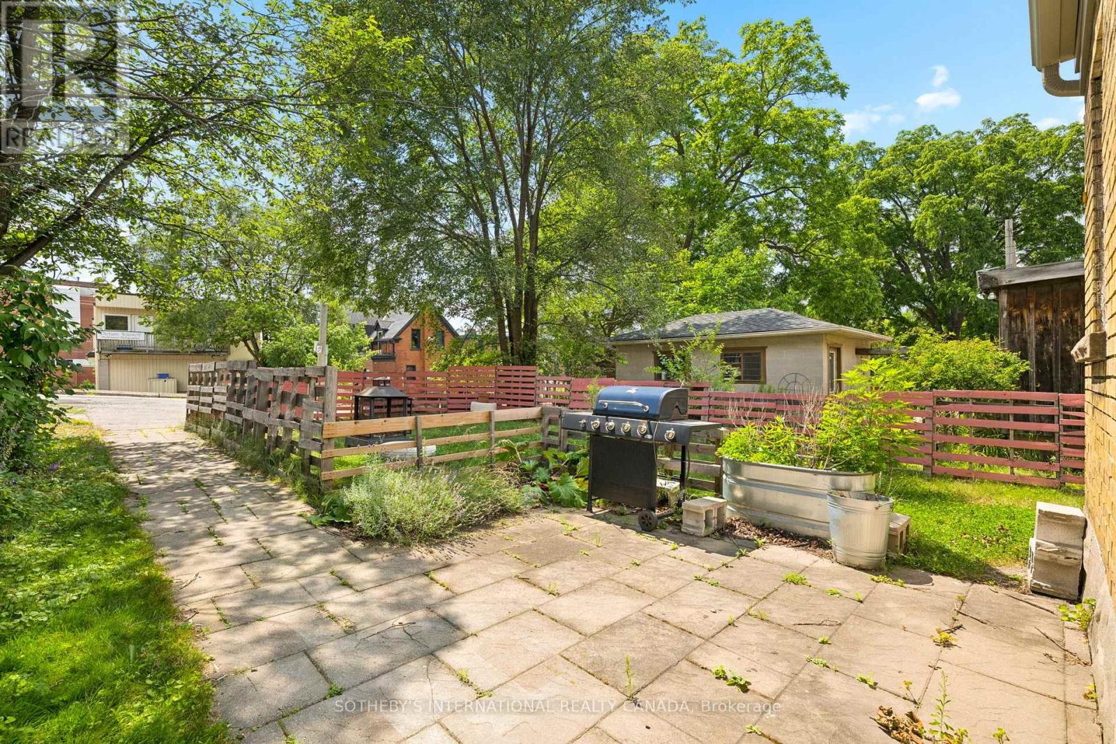 19 Mary Street Property Photo 7
