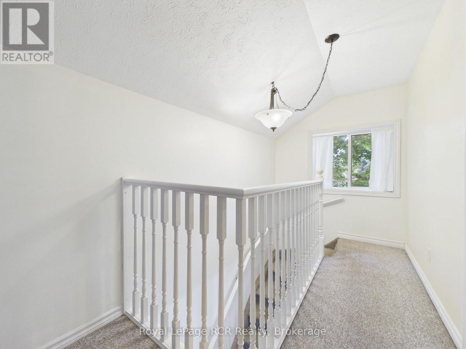 2055 Princess Street S Property Photo 19