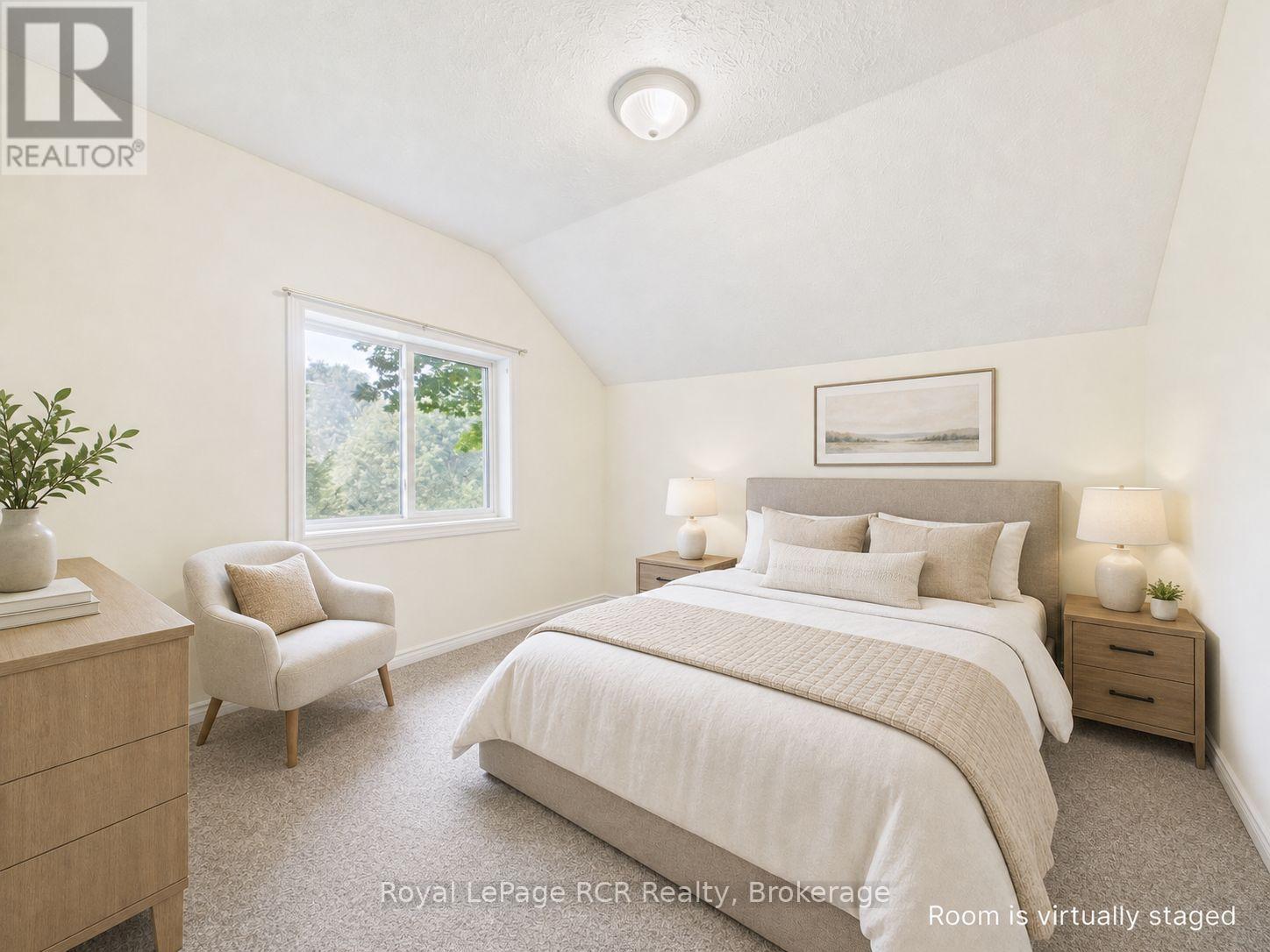 2055 Princess Street S Property Photo 20