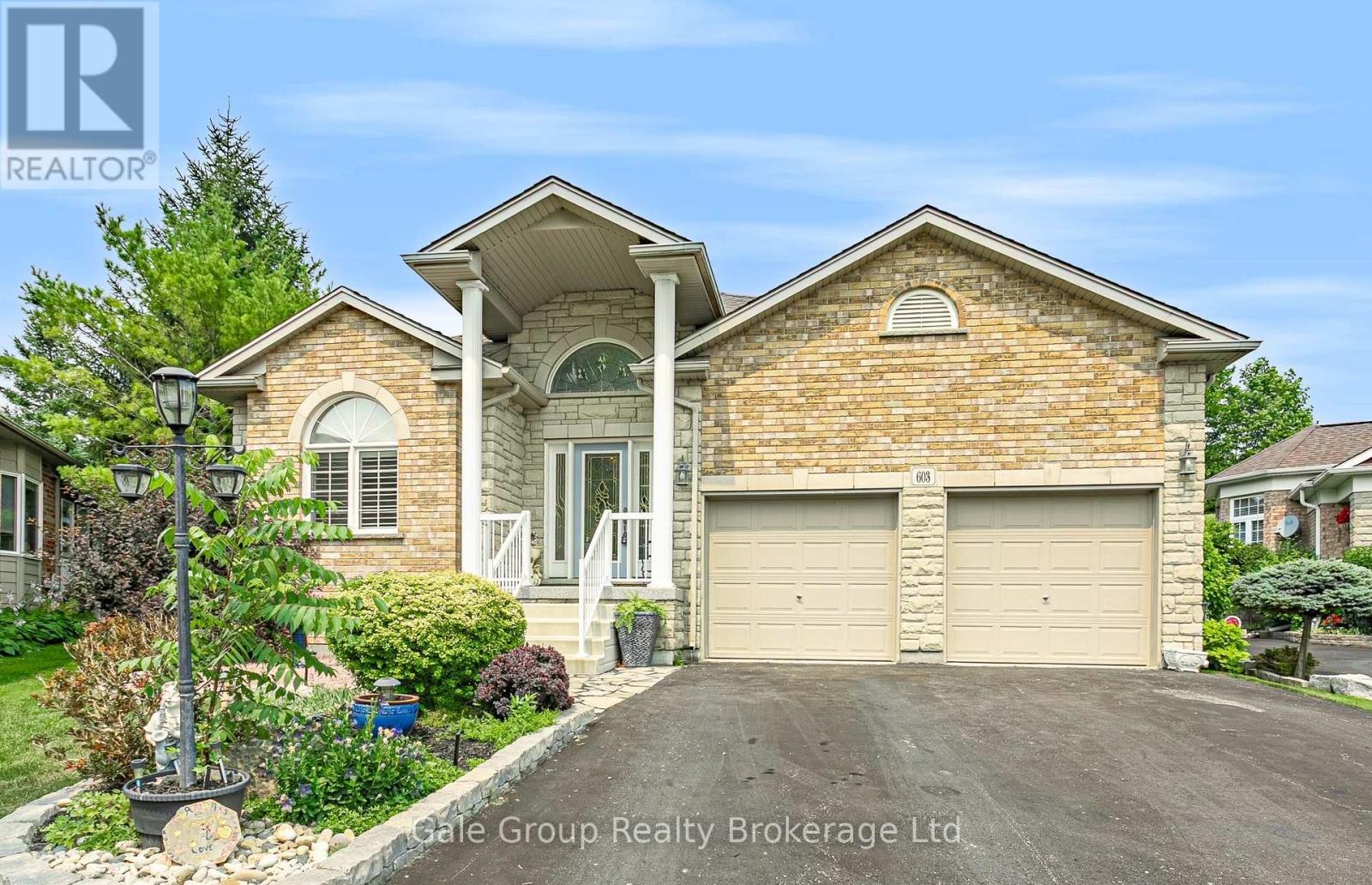 603 Fox Hollow Court Property Photo 2