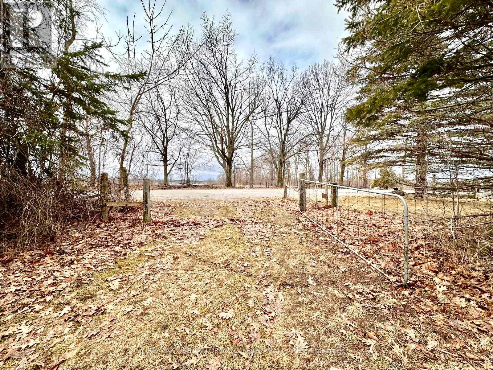 414 North Line Road Property Photo 2