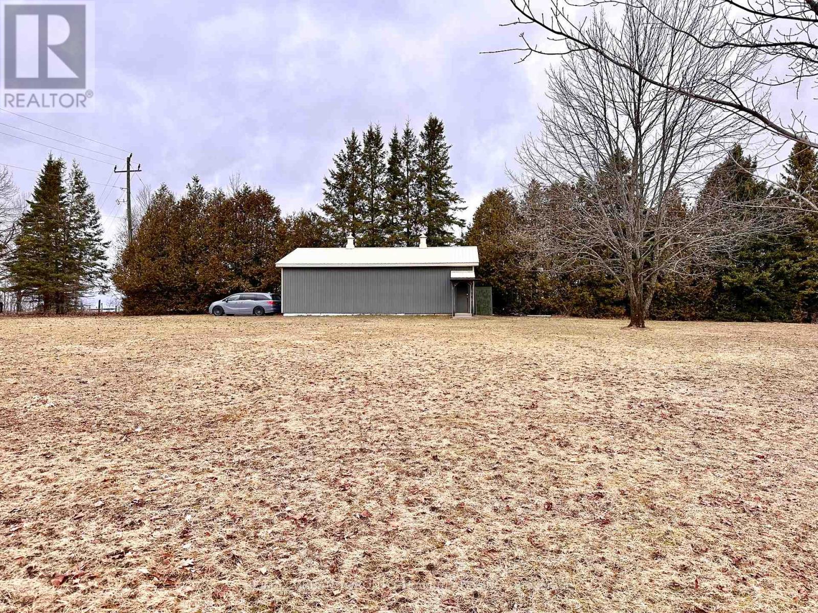 414 North Line Road Property Photo 8