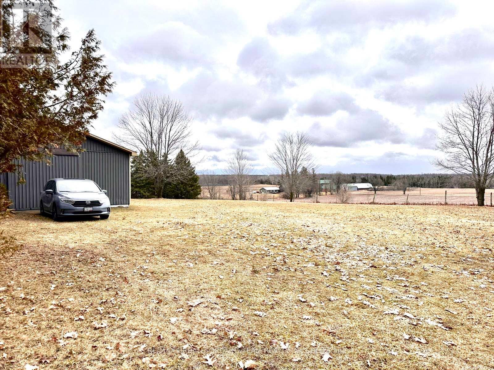 414 North Line Road Property Photo 12