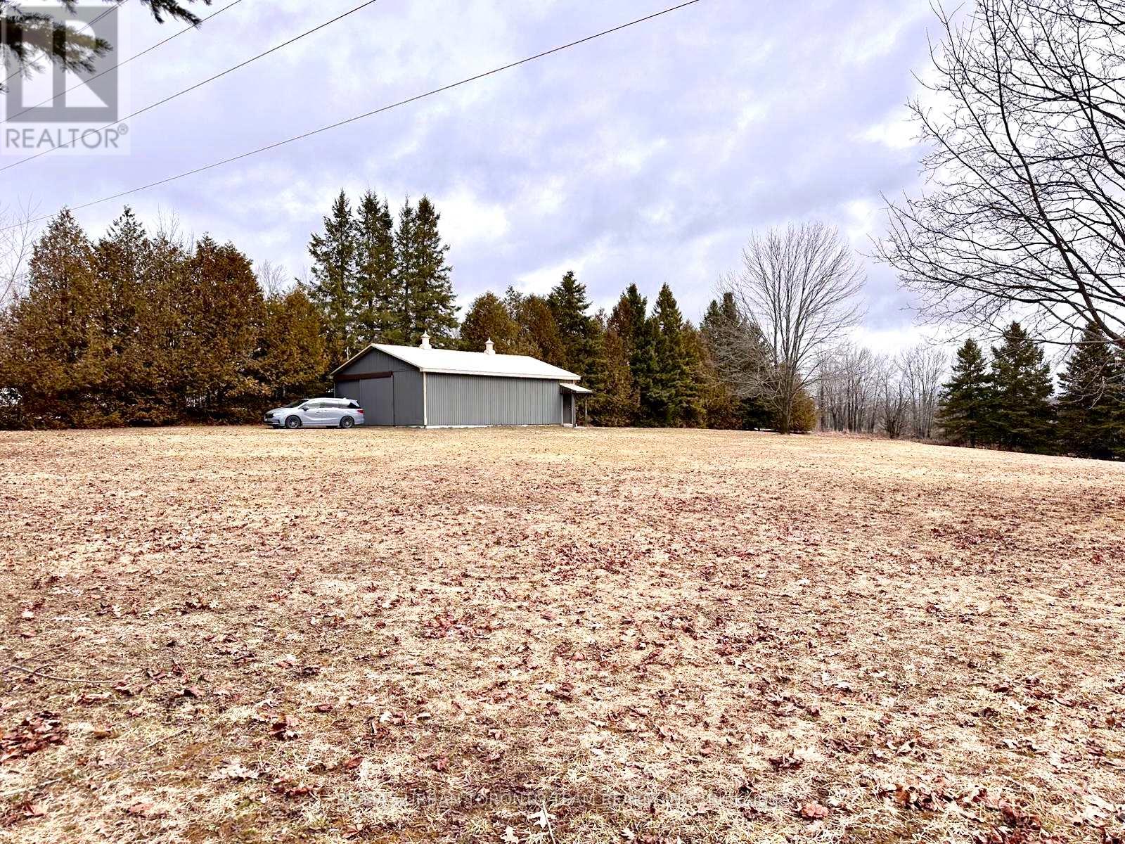 414 North Line Road Property Photo 15