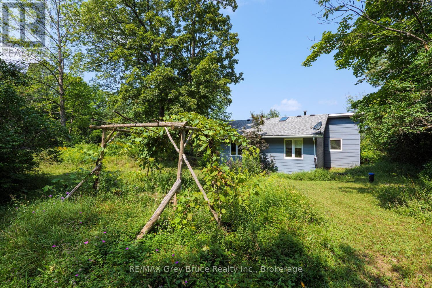 65 Lawrence Road Property Photo 37