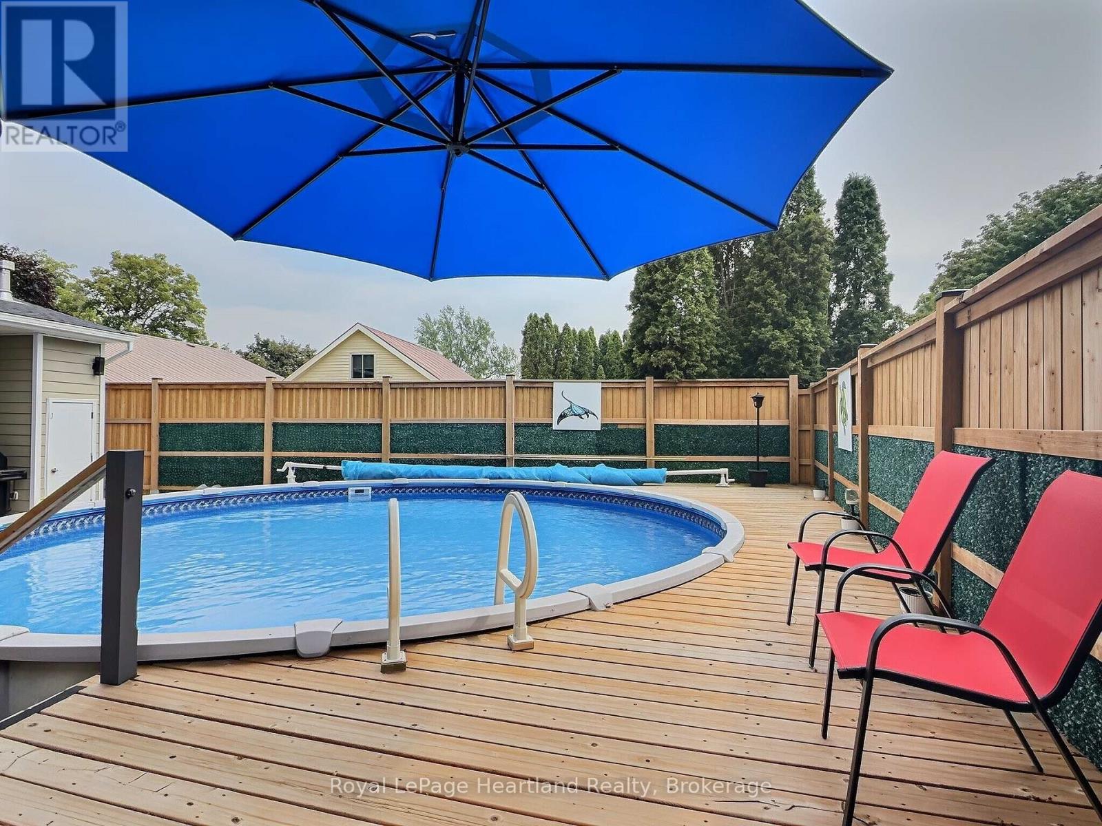 425 William Street Property Photo 45
