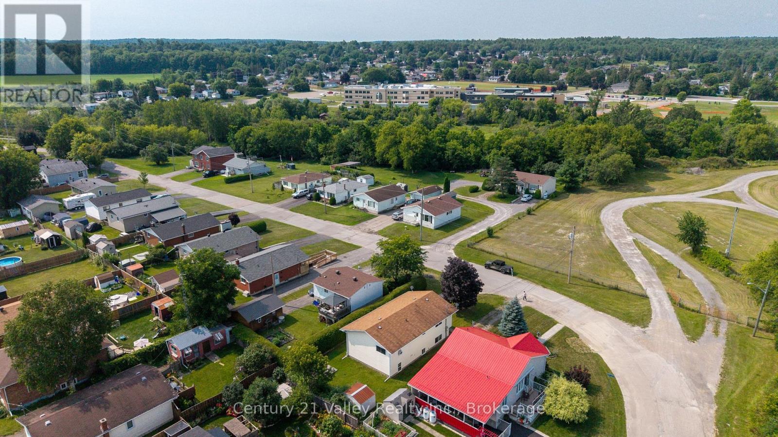 689 Fourth Street Property Photo 35