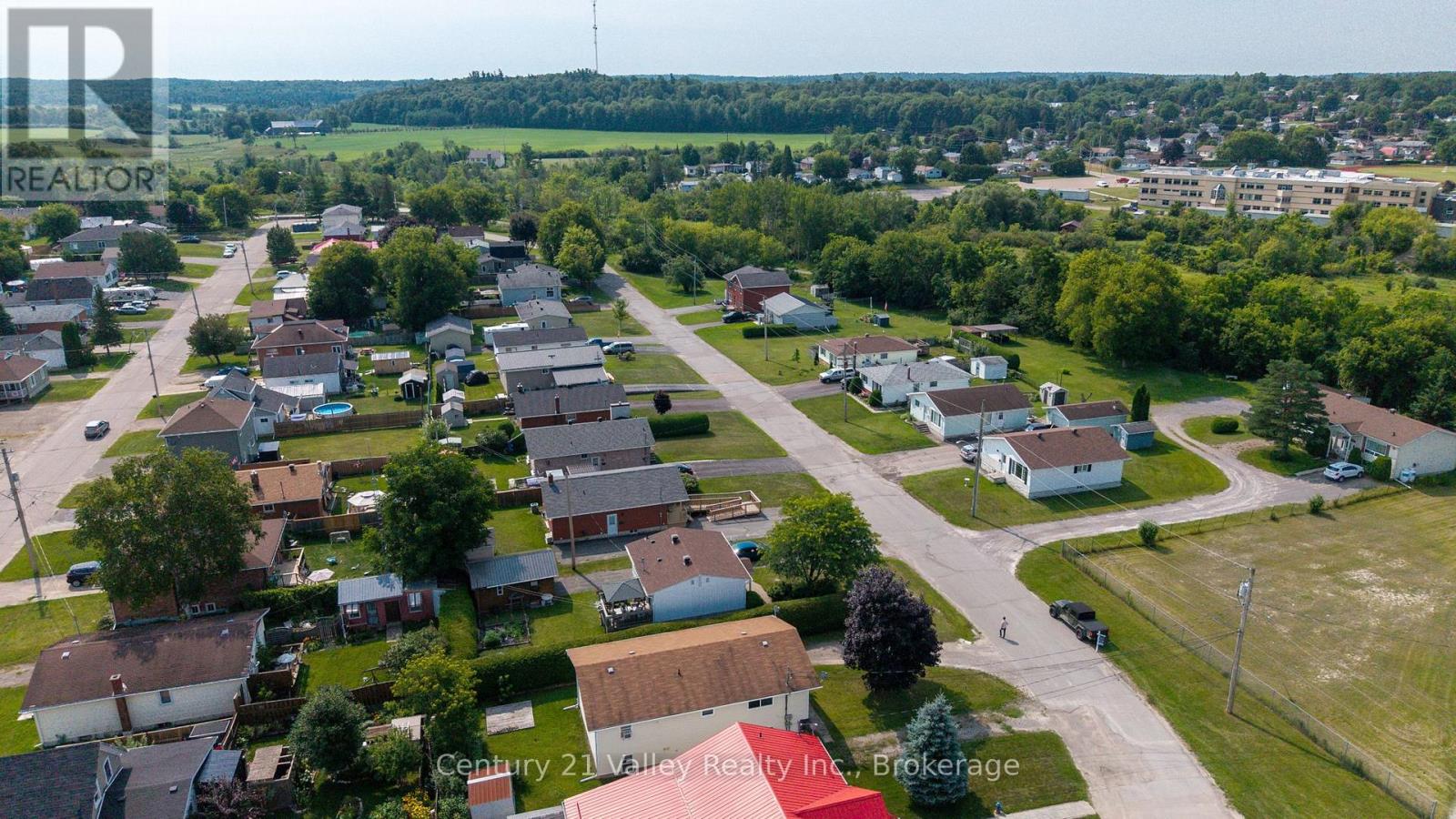 689 Fourth Street Property Photo 36