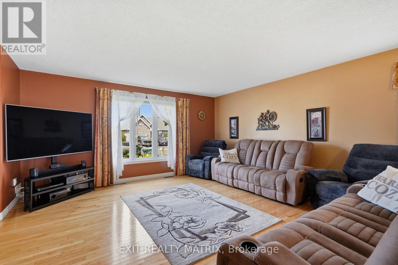 662 Des Erables Promenade Property Photo 6