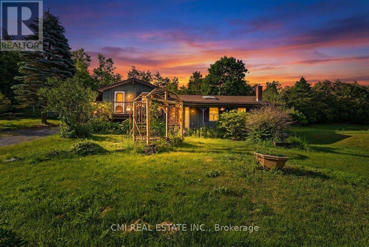 8 Jakeman Street Property Photo 1