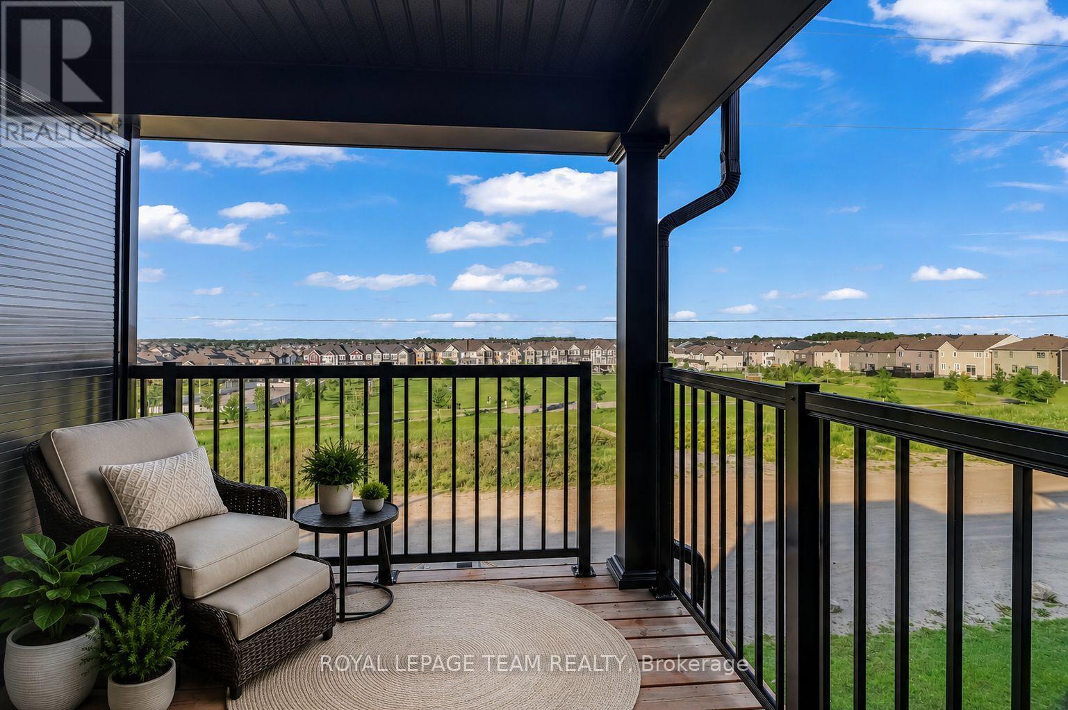 620 Parnian Private Property Photo 16