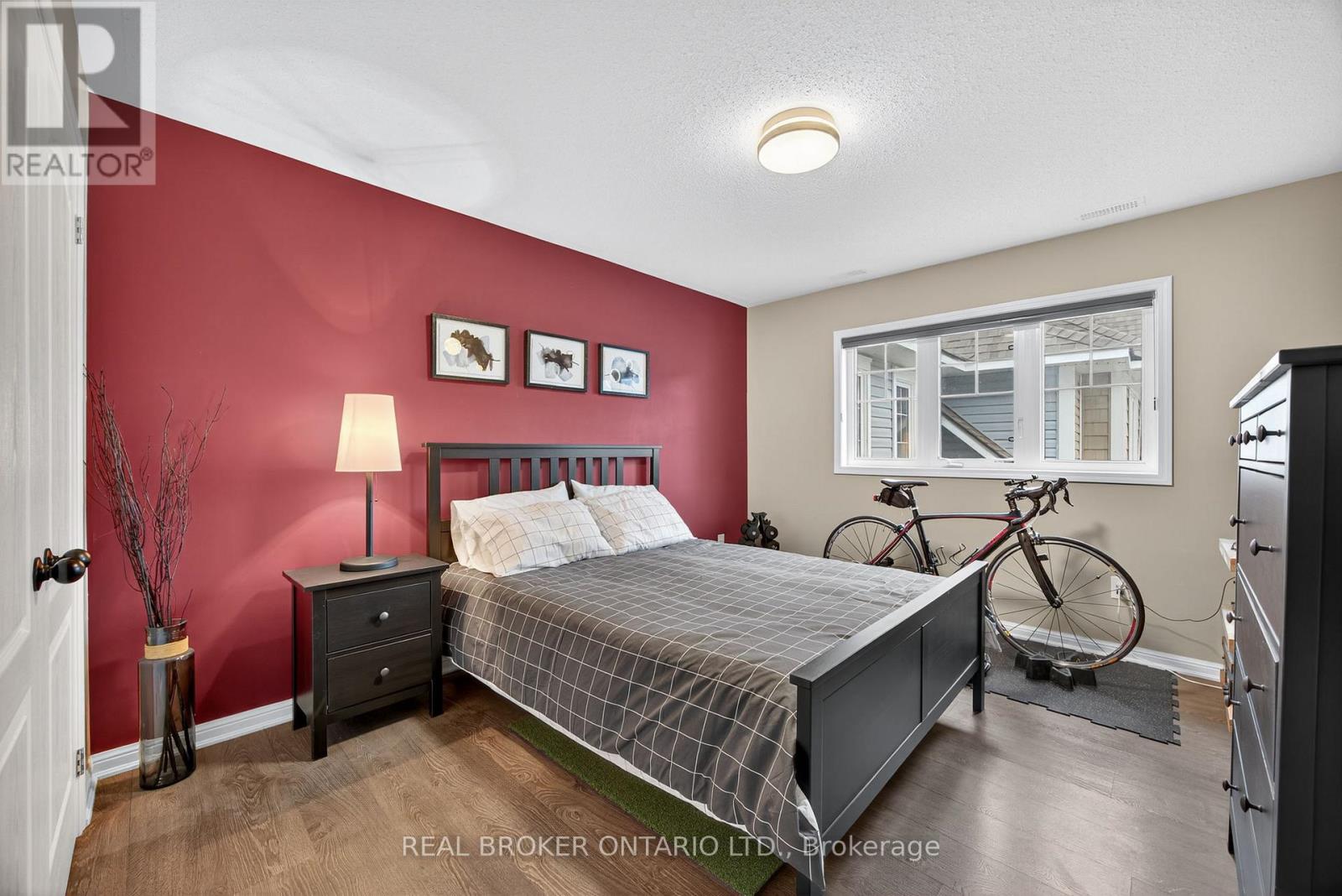 17 Mulligan Lane Property Photo 16