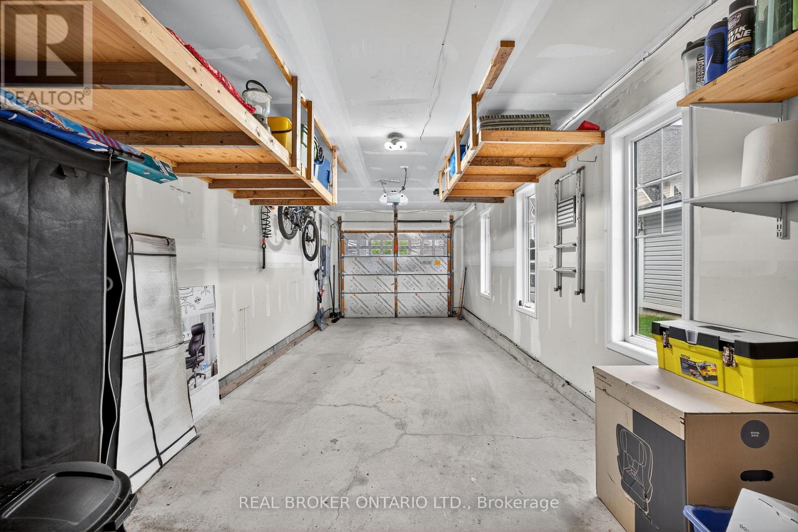 17 Mulligan Lane Property Photo 24
