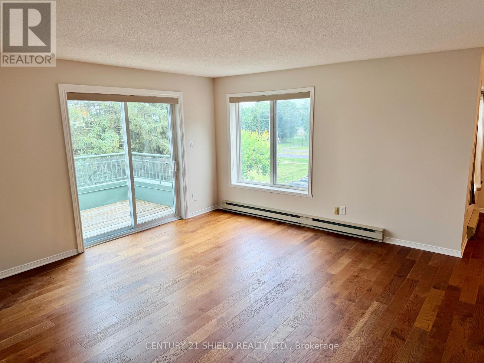 404 - 121 Water Street W Property Photo 13