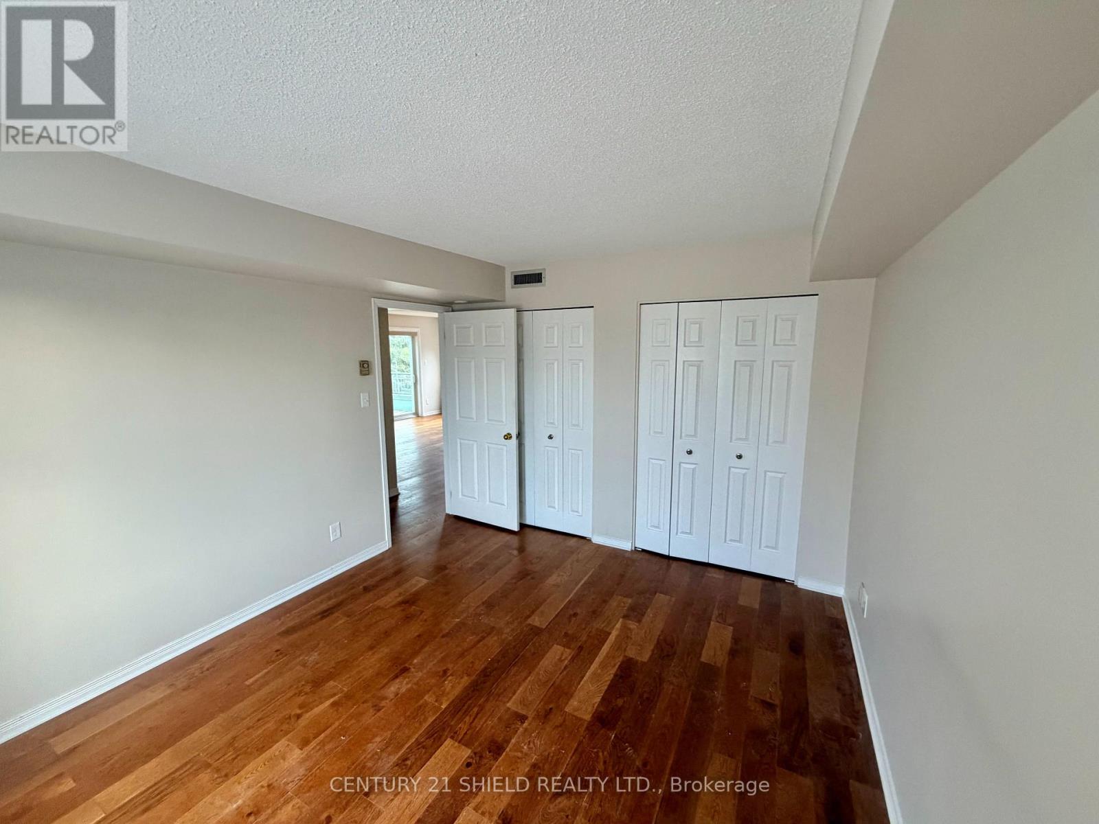 404 - 121 Water Street W Property Photo 17