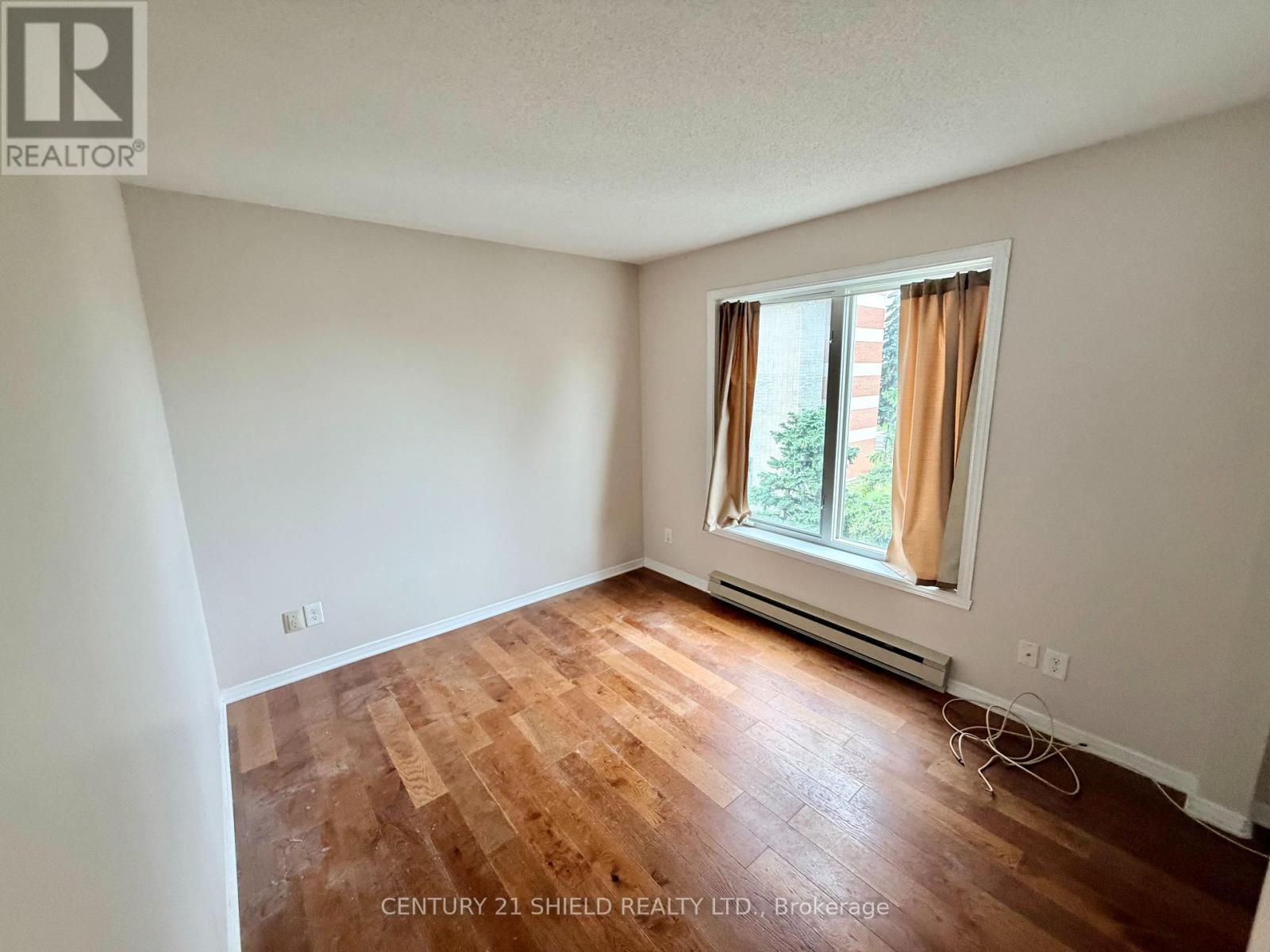 404 - 121 Water Street W Property Photo 19