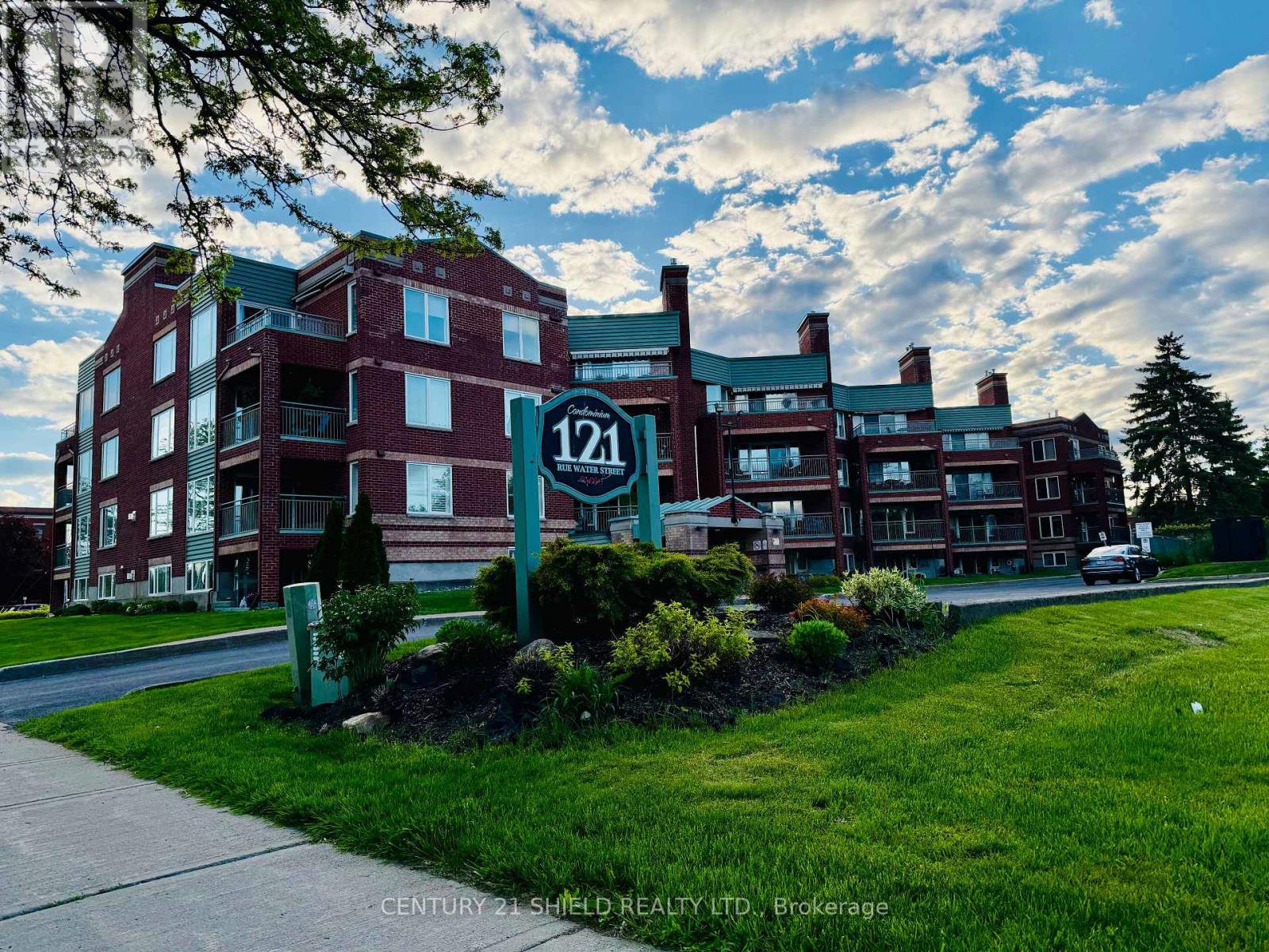 404 - 121 Water Street W Property Photo 21