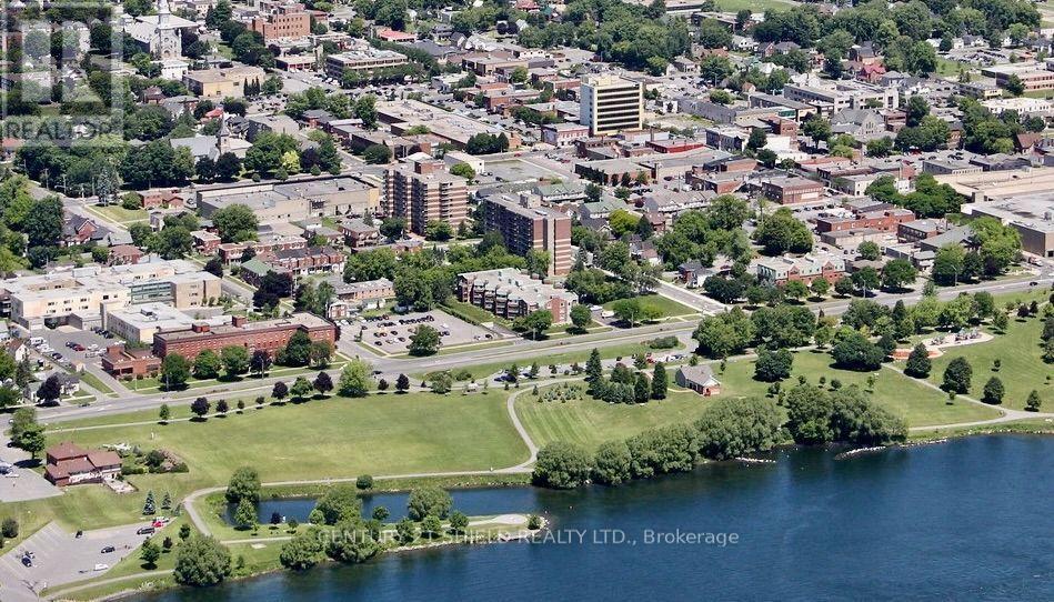 404 - 121 Water Street W Property Photo 25