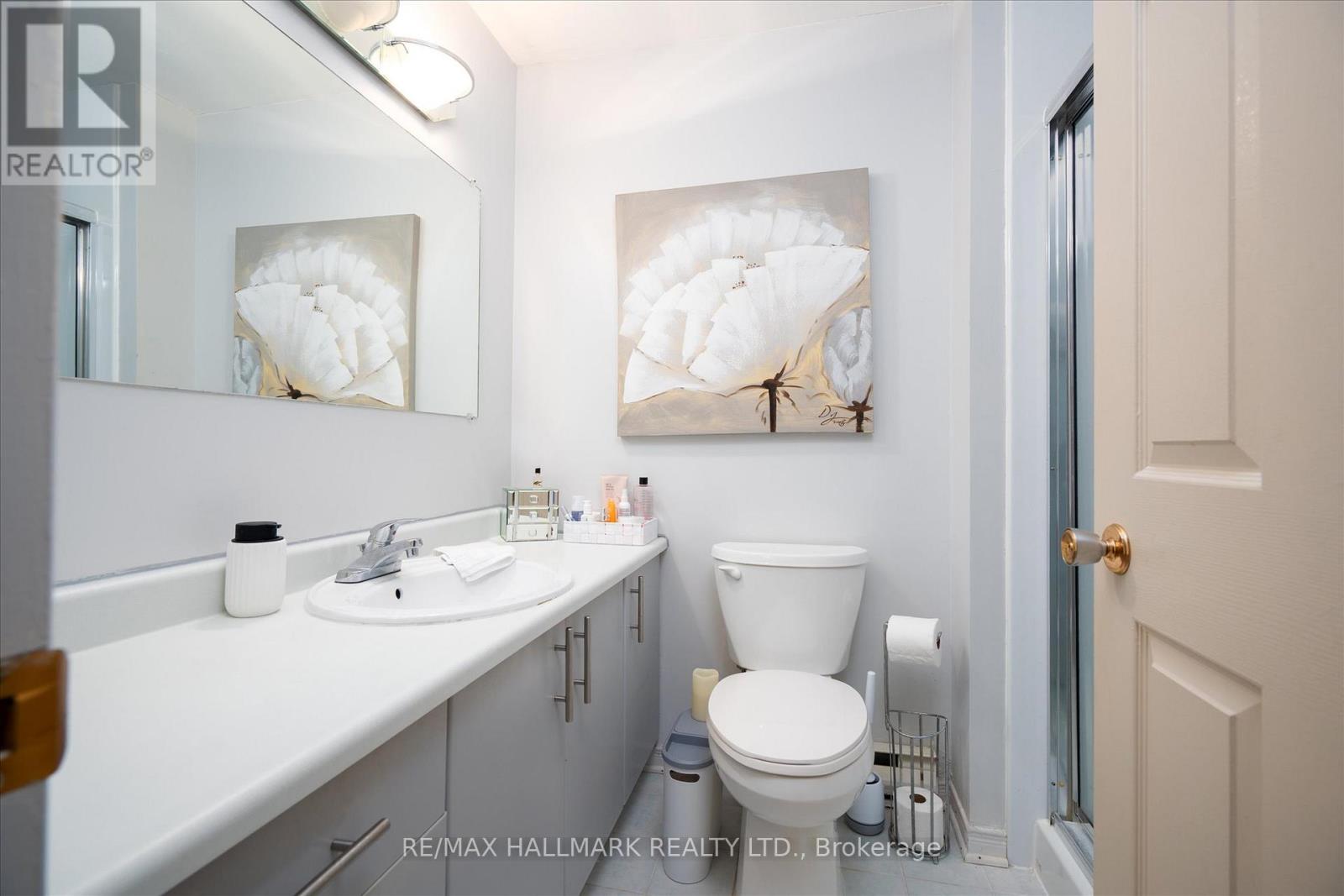 6 Seymour Street S Property Photo 16