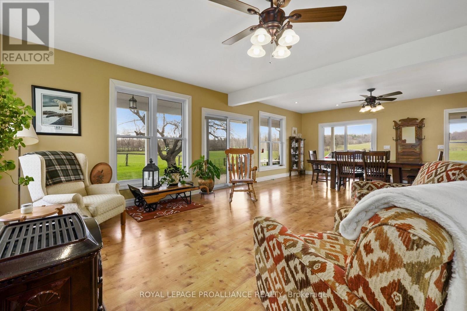 249 Bright Road Property Photo 11