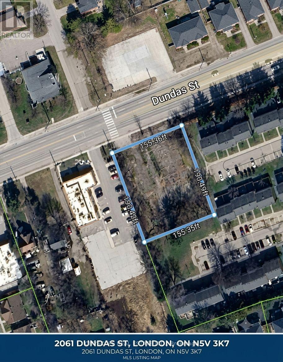 2061 Dundas Street S Property Photo 9