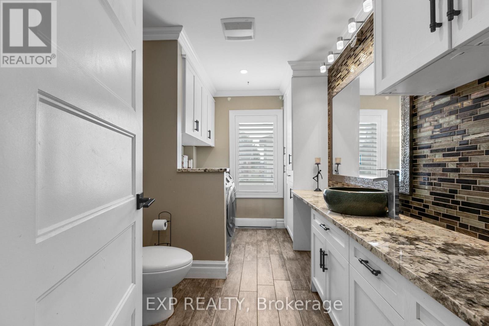 891 Lacroix Road Property Photo 11